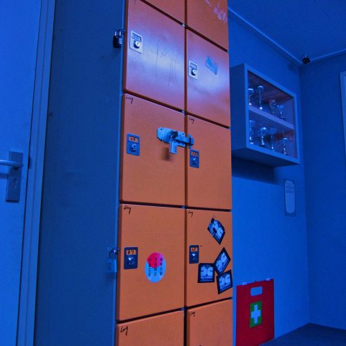 2021_escape-02 2021_escape-02